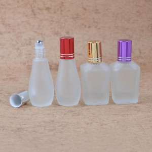 MUB Empty 12ML Bowling & Square Shape Aluminum Cap Glass Frosted Glass Roller Bottles For Essential Oil Portable perfume bottle