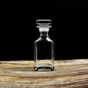 MUB Custom Made Perfume Bottle 150ml glass bottle for the display
