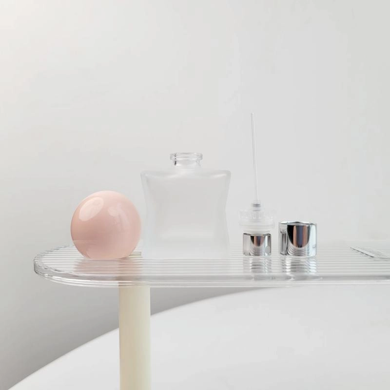 image empty perfume bottle2